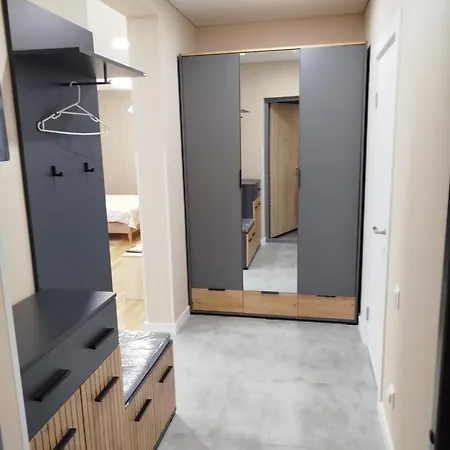 у моря на литературной *