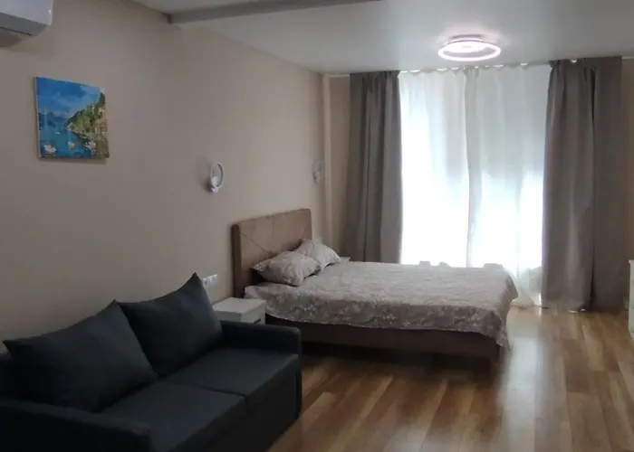 у моря на литературной